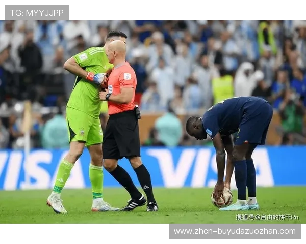 姆巴佩制胜点球绝杀斯特拉斯堡,展现球星价值 姆巴佩制胜点球绝杀斯特拉斯堡,展现球星价值