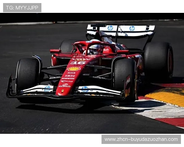 勒克莱尔发车后上到第四，持续施压诺里斯争夺领奖台